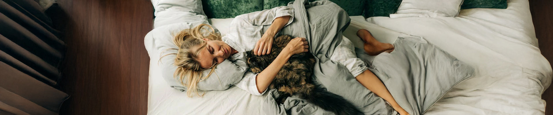 best bed sheets for cat owners