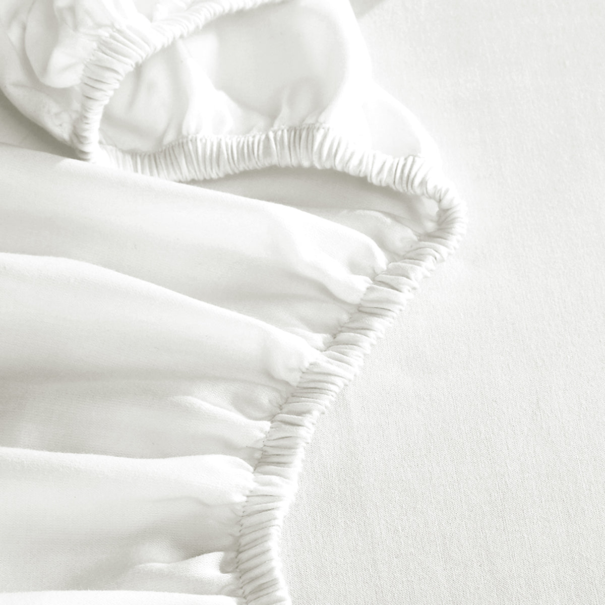 Everyday Ease Sateen 400 Fitted Sheet Only - California Design Den