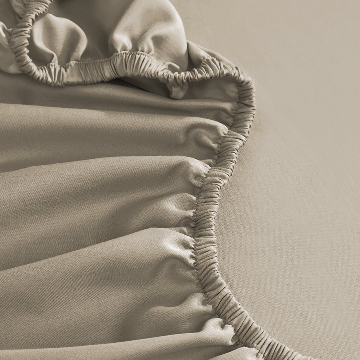 Restful Retreat Sateen 600 Fitted Sheet Only - California Design Den