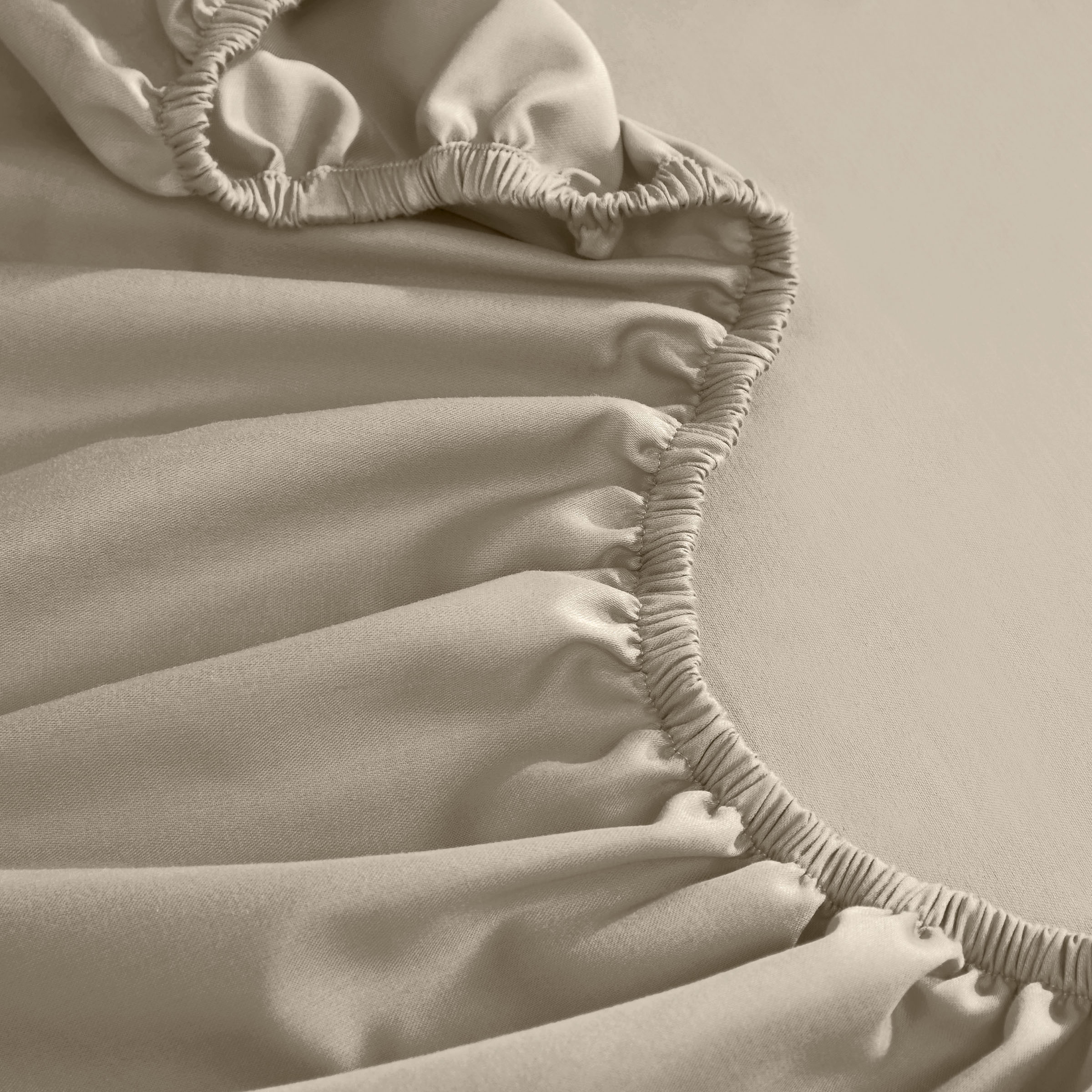 Restful Retreat Sateen 600 Fitted Sheet Only - California Design Den