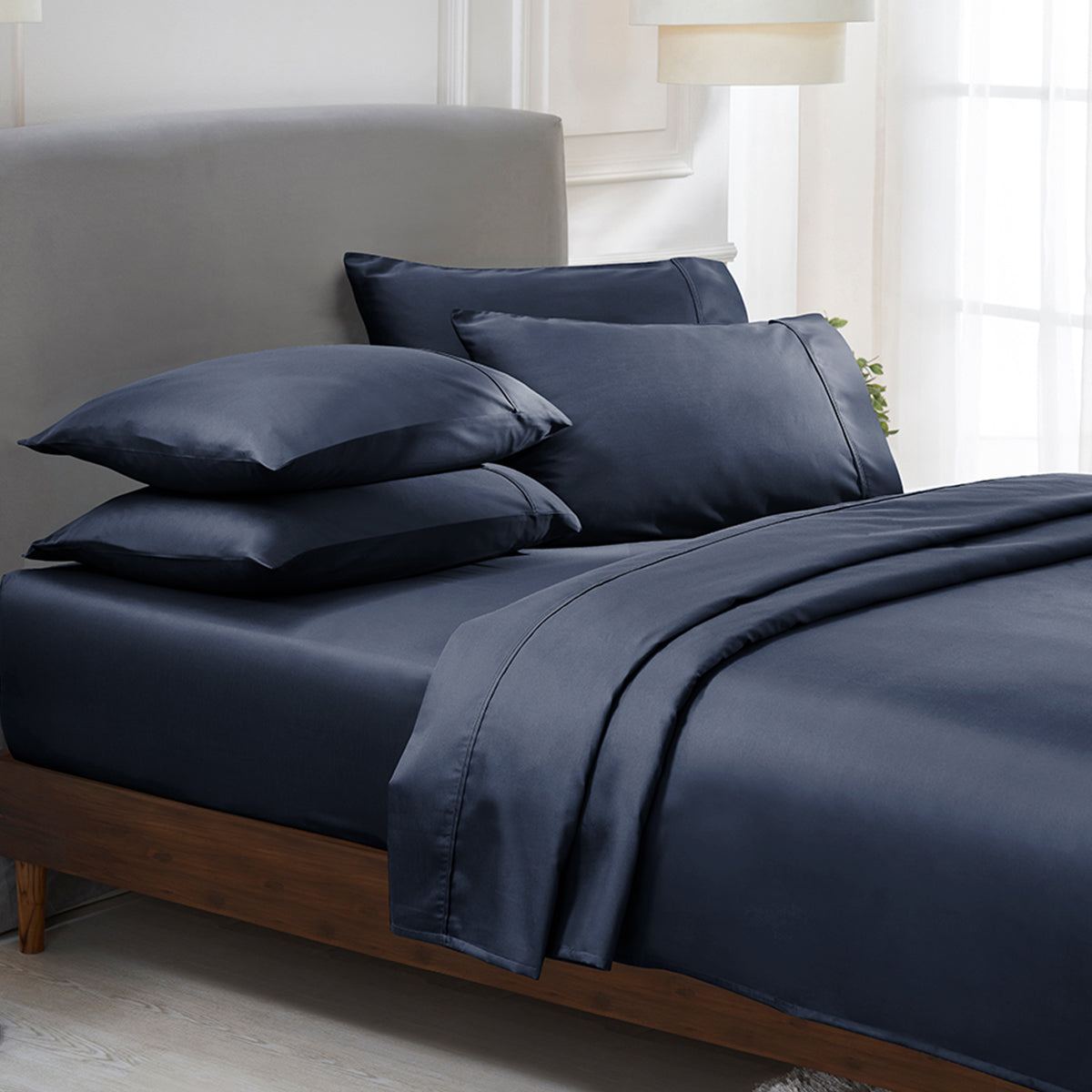 Queen 6pc ( with 4 Pillowcases)